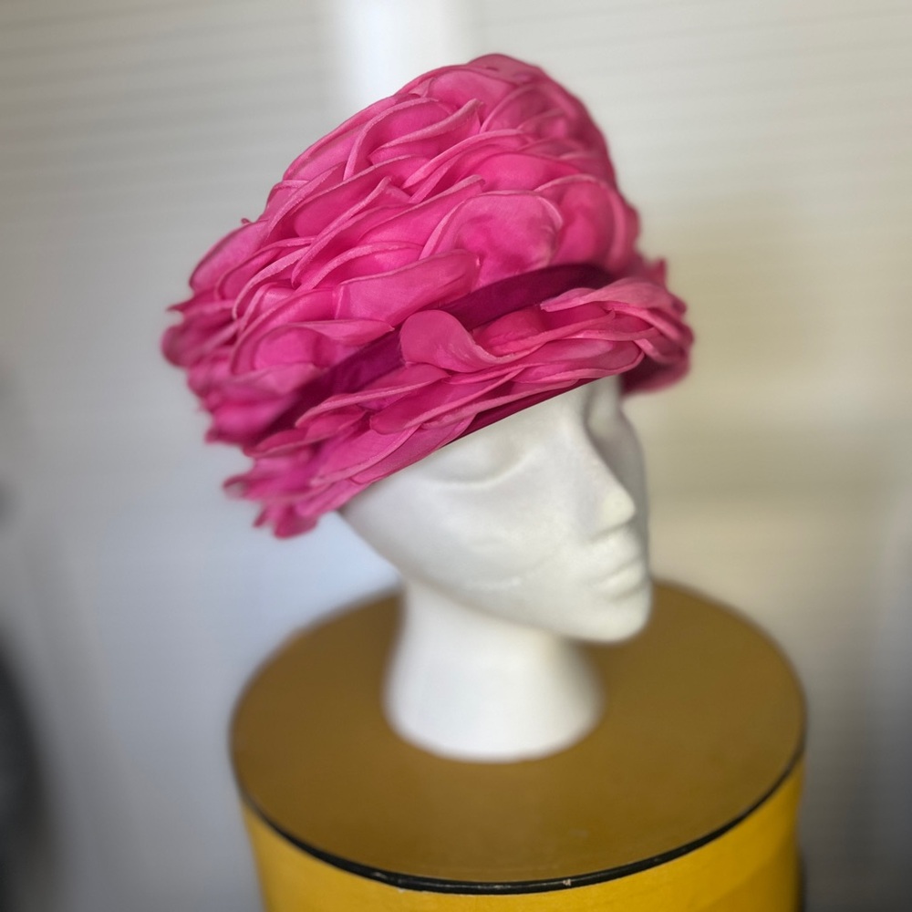 Vintage 1060’s Pink Ruffled Women's Hat